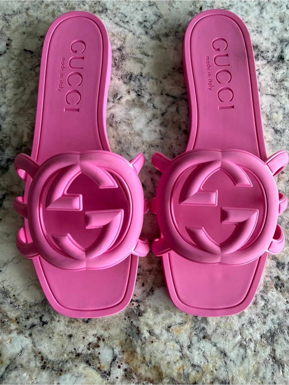 Gucci Hot Pink Jelly Interlocking G Logo Slide Sandals, Size 39 - Picture 3 of 5